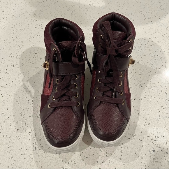 NWOT Coach Size 5.5 Pembroke Patchwork Sneakers Purple Oxblood Hightop - Picture 4 of 6